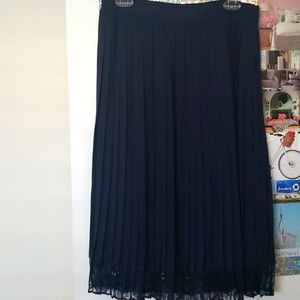 Pleated Navy skirt